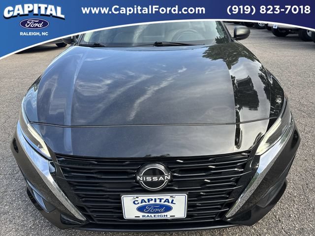 Used 2025 Nissan Altima 2.5 SV FWD image 10
