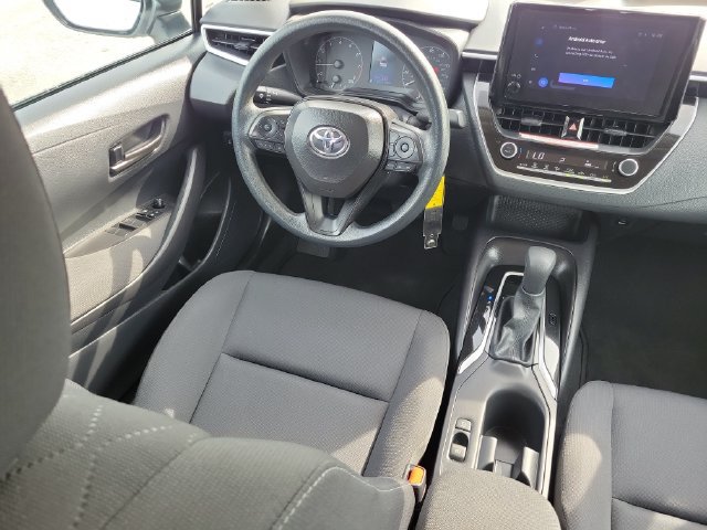 Used 2025 Toyota Corolla LE FWD image 14