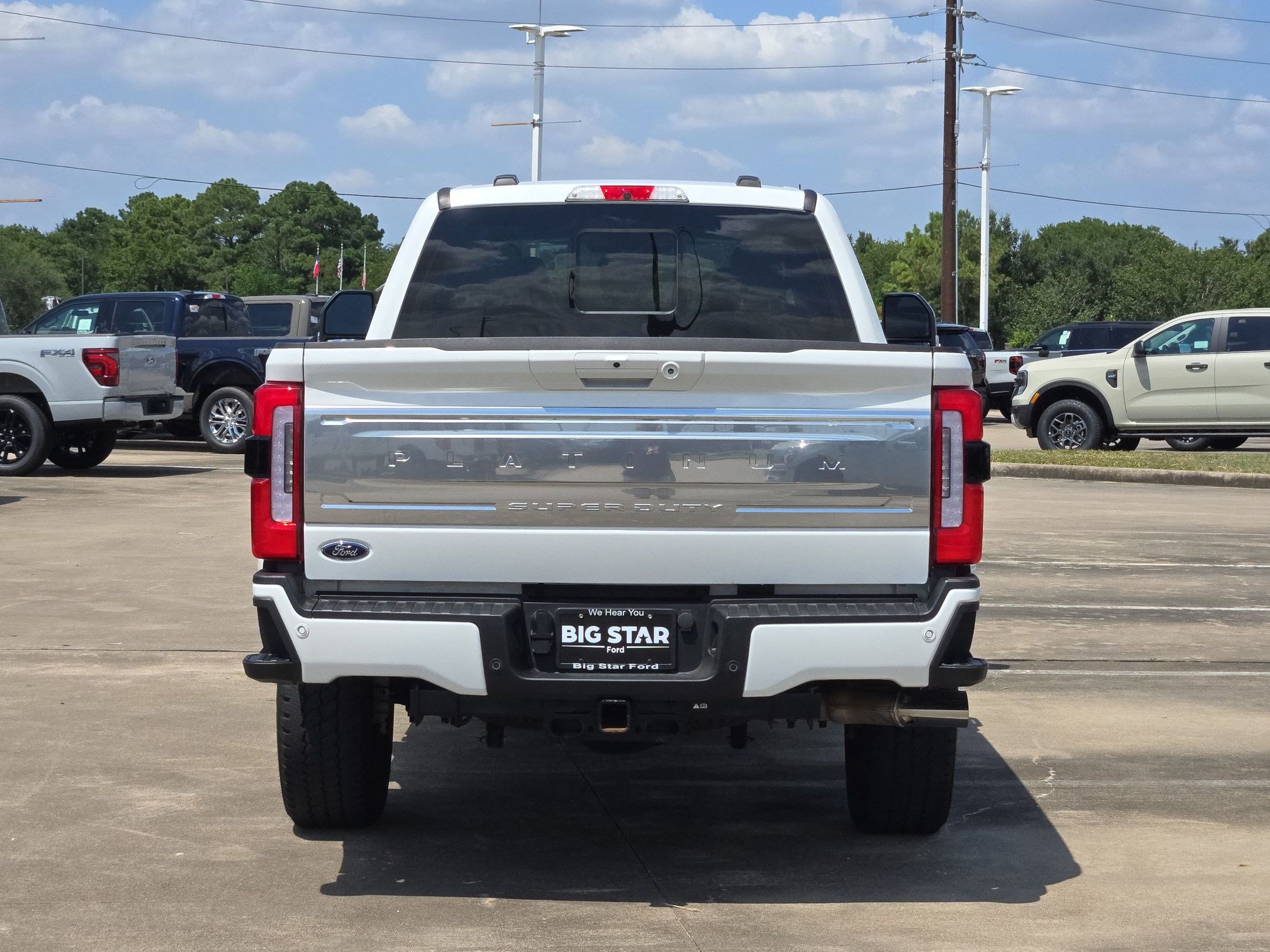 Certified 2026 Ford F350 Platinum w/ Platinum Plus Package AWD/4WD image 6