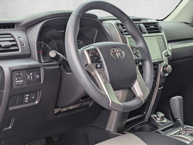 Used 2022 Toyota 4Runner SR5 AWD/4WD image 9
