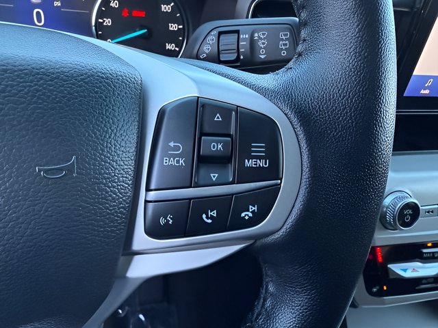 Certified 2022 Ford Explorer XLT w/ Equipment Group 202A AWD/4WD image 19