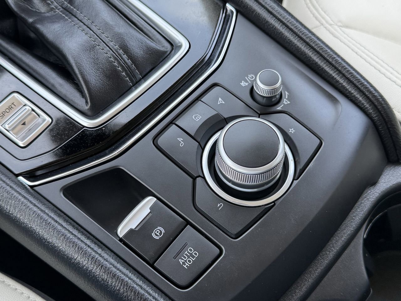 Used 2024 MAZDA CX-5 AWD 2.5 S w/ Preferred Package image 21