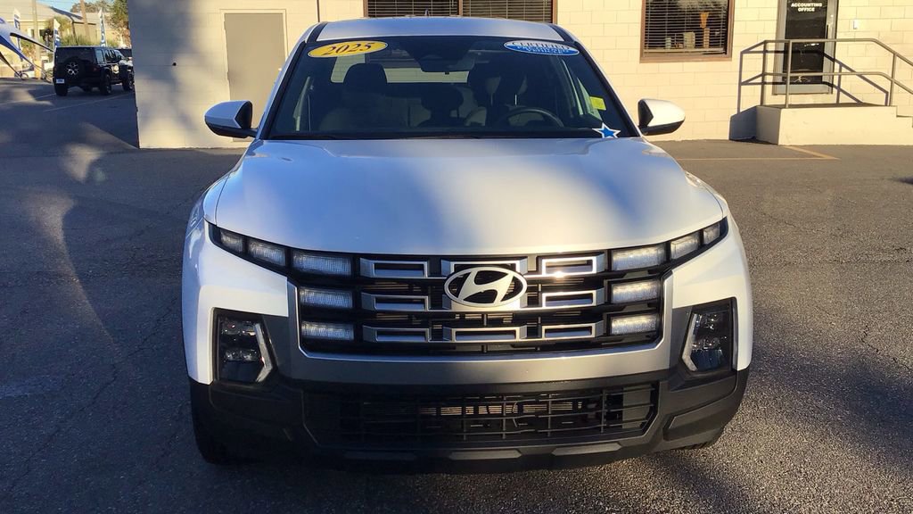 Used 2025 Hyundai Santa Cruz SE image 8