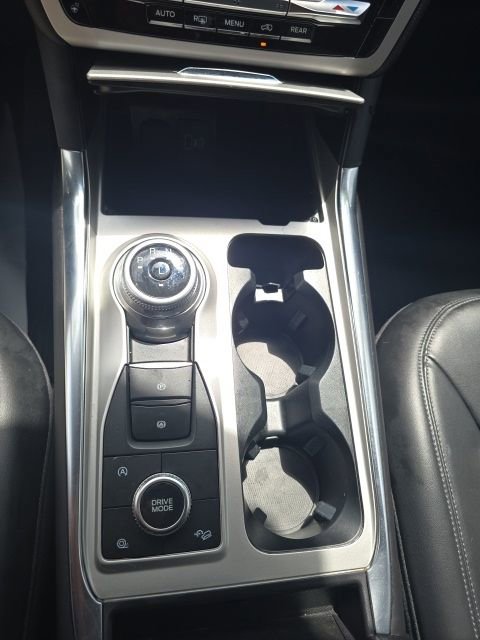 Certified 2023 Ford Explorer XLT w/ Equipment Group 202A AWD/4WD image 25