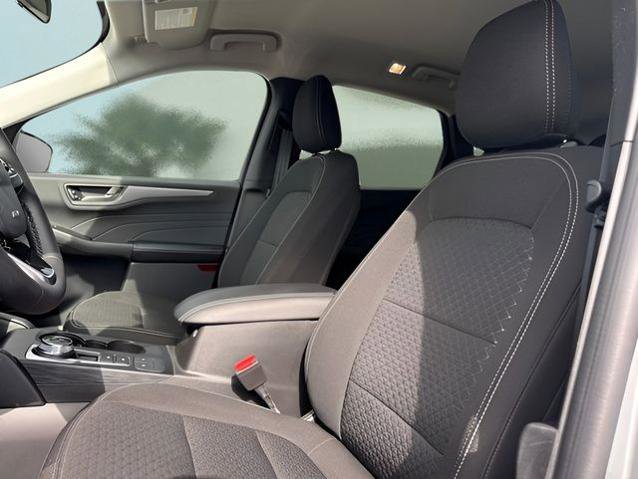 Certified 2023 Ford Escape Active AWD/4WD image 19