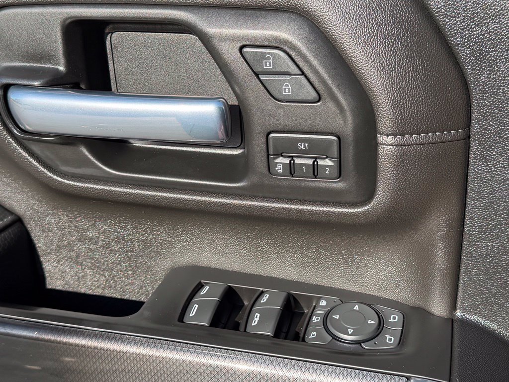 Used 2020 GMC Sierra 2500 Denali w/ Denali Ultimate Package AWD/4WD image 29