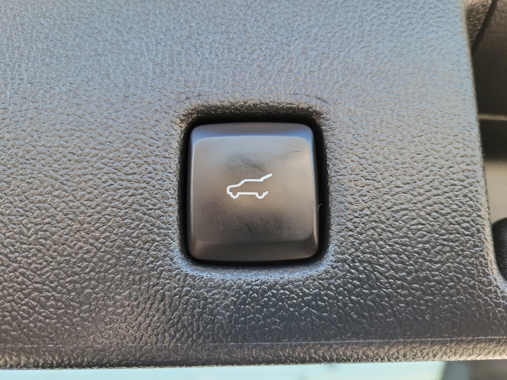 Certified 2023 Ford Escape Platinum w/ Premium Technology Package AWD/4WD image 10