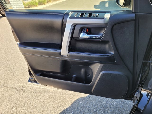 Used 2024 Toyota 4Runner SR5 image 27