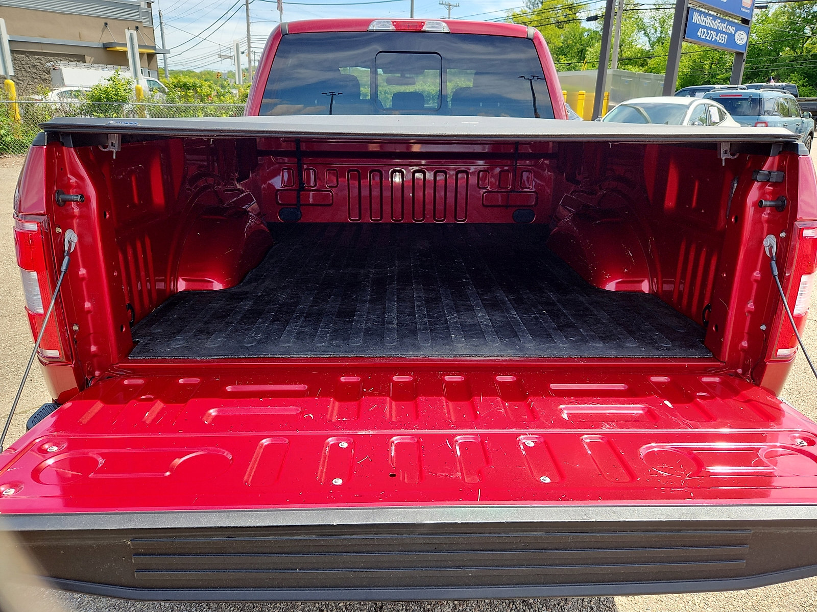 Certified 2018 Ford F150 XLT w/ Equipment Group 302A Luxury AWD/4WD image 27