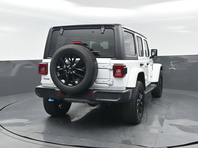 Used 2023 Jeep Wrangler Unlimited Sahara AWD/4WD image 18