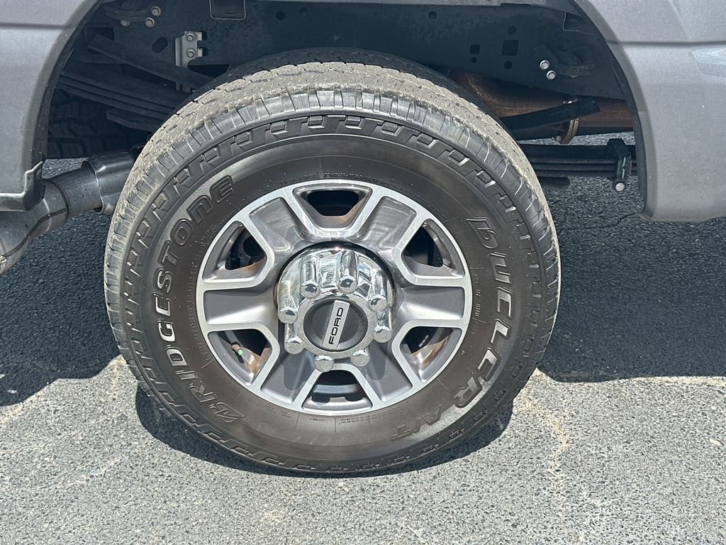Certified 2023 Ford F250 Lariat w/ Lariat Ultimate Package AWD/4WD image 18