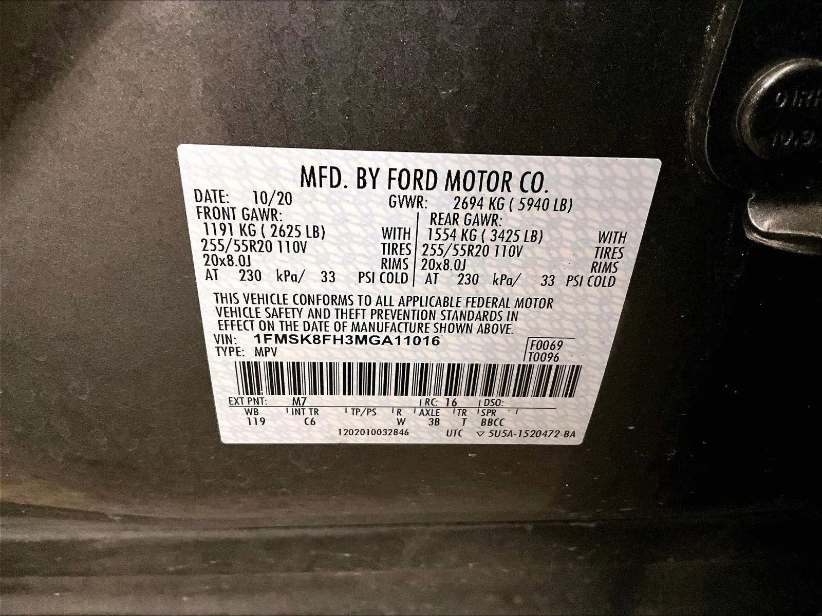 Certified 2021 Ford Explorer Limited w/ Equipment Group 301A AWD/4WD image 34