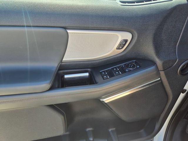 Certified 2025 Ford Expedition Active AWD/4WD image 21