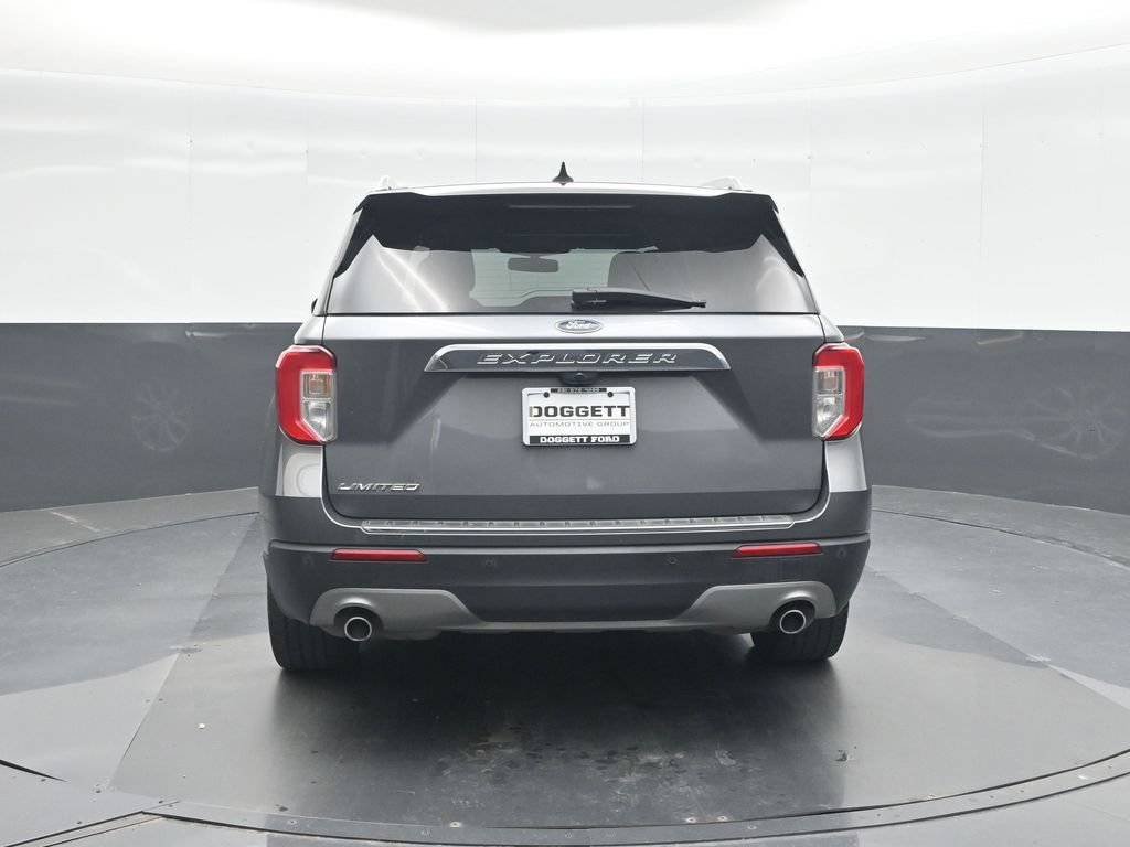 Certified 2021 Ford Explorer Limited w/ Equipment Group 301A RWD image 17
