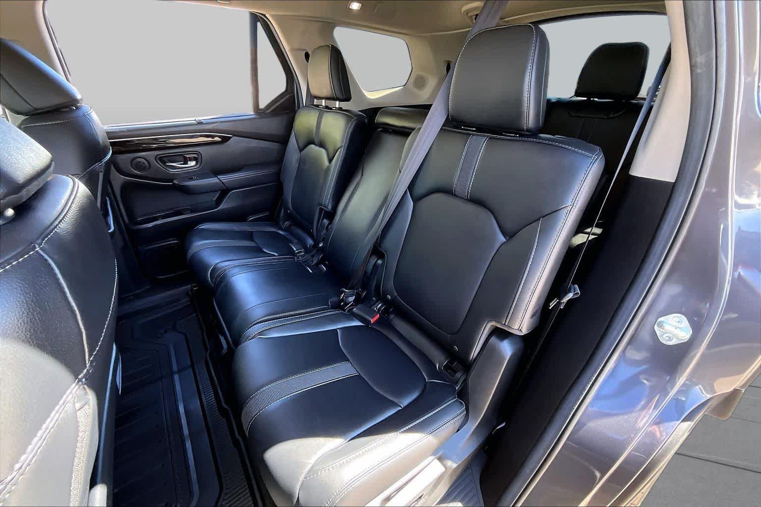Used 2025 Honda Pilot Touring image 20
