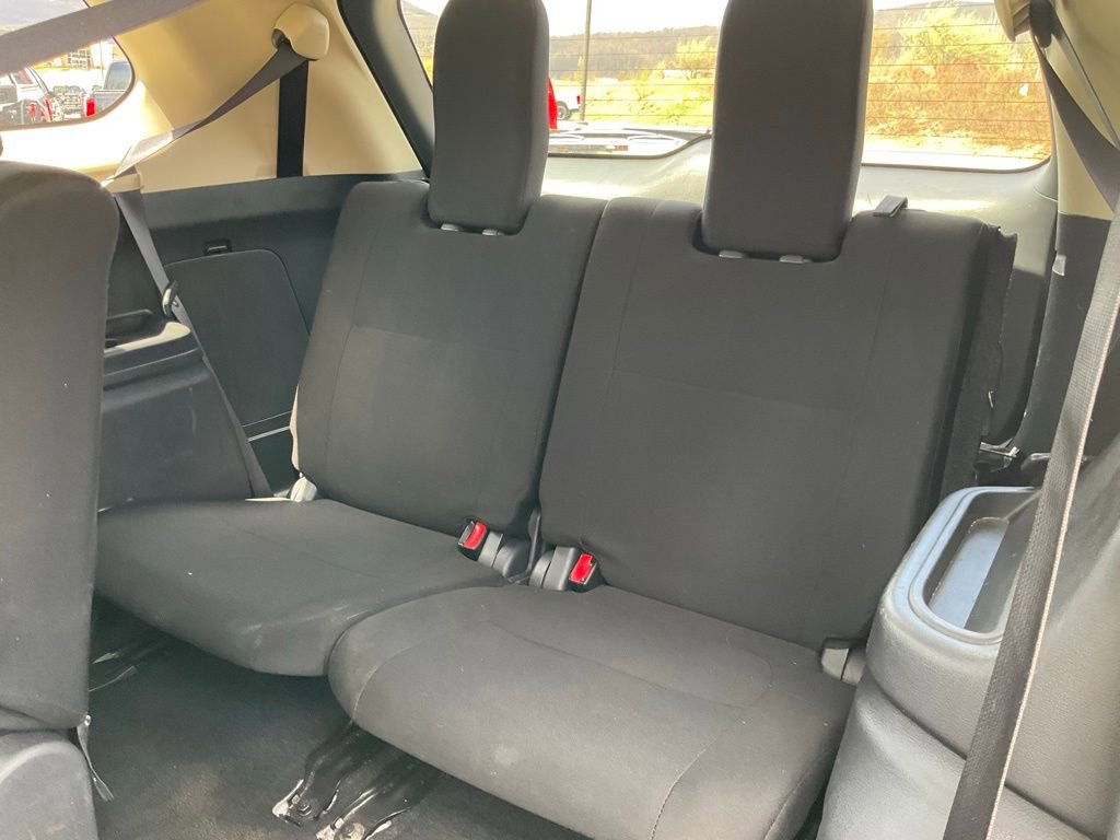 Used 2019 Mitsubishi Outlander ES image 16