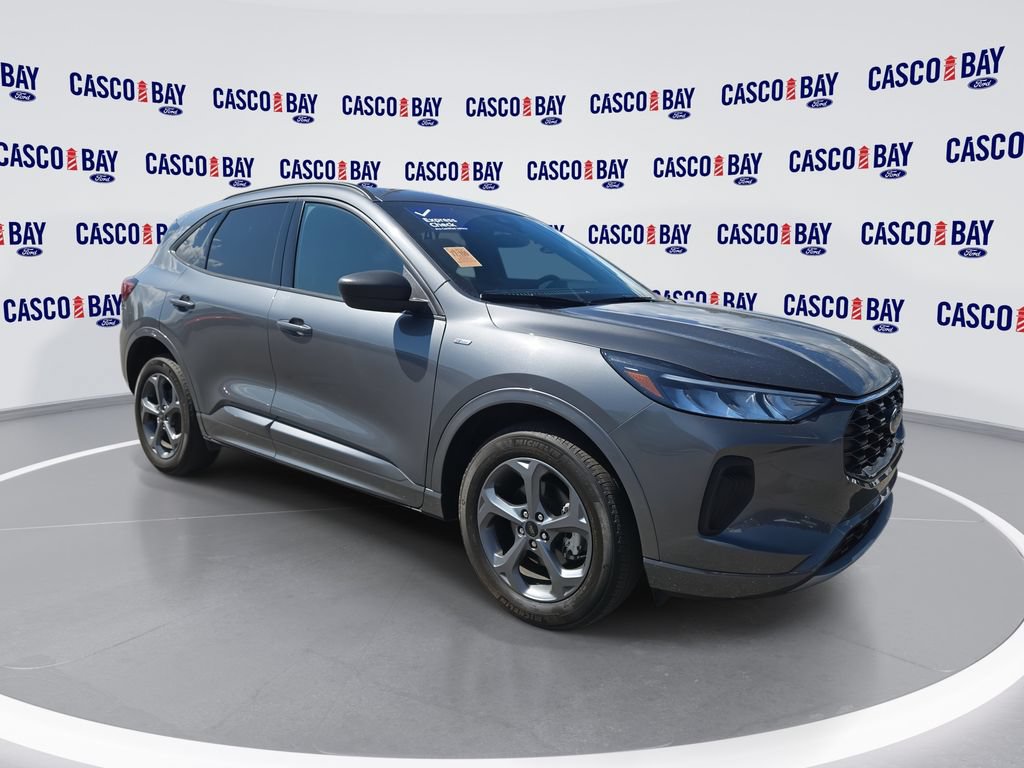 Certified 2023 Ford Escape ST-Line w/ Tech Pack #1 AWD/4WD image 1