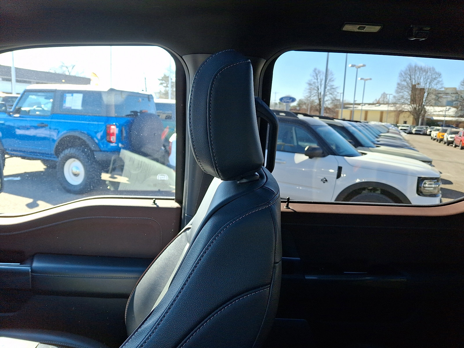 Certified 2023 Ford F150 Lariat w/ Equipment Group 502A High image 17