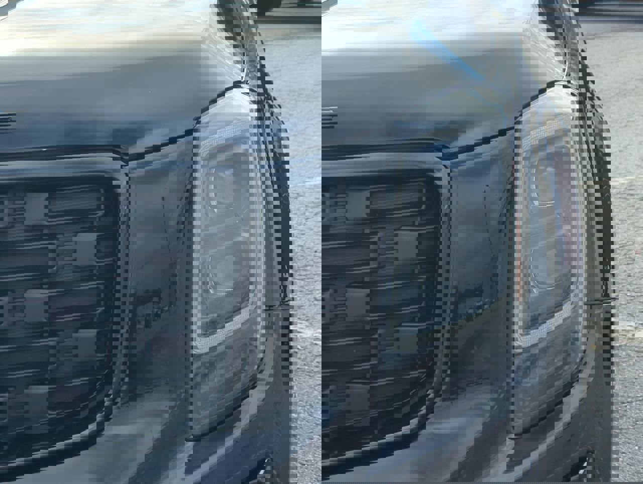 Used 2022 Kia Telluride SX w/ SX Prestige Package image 8