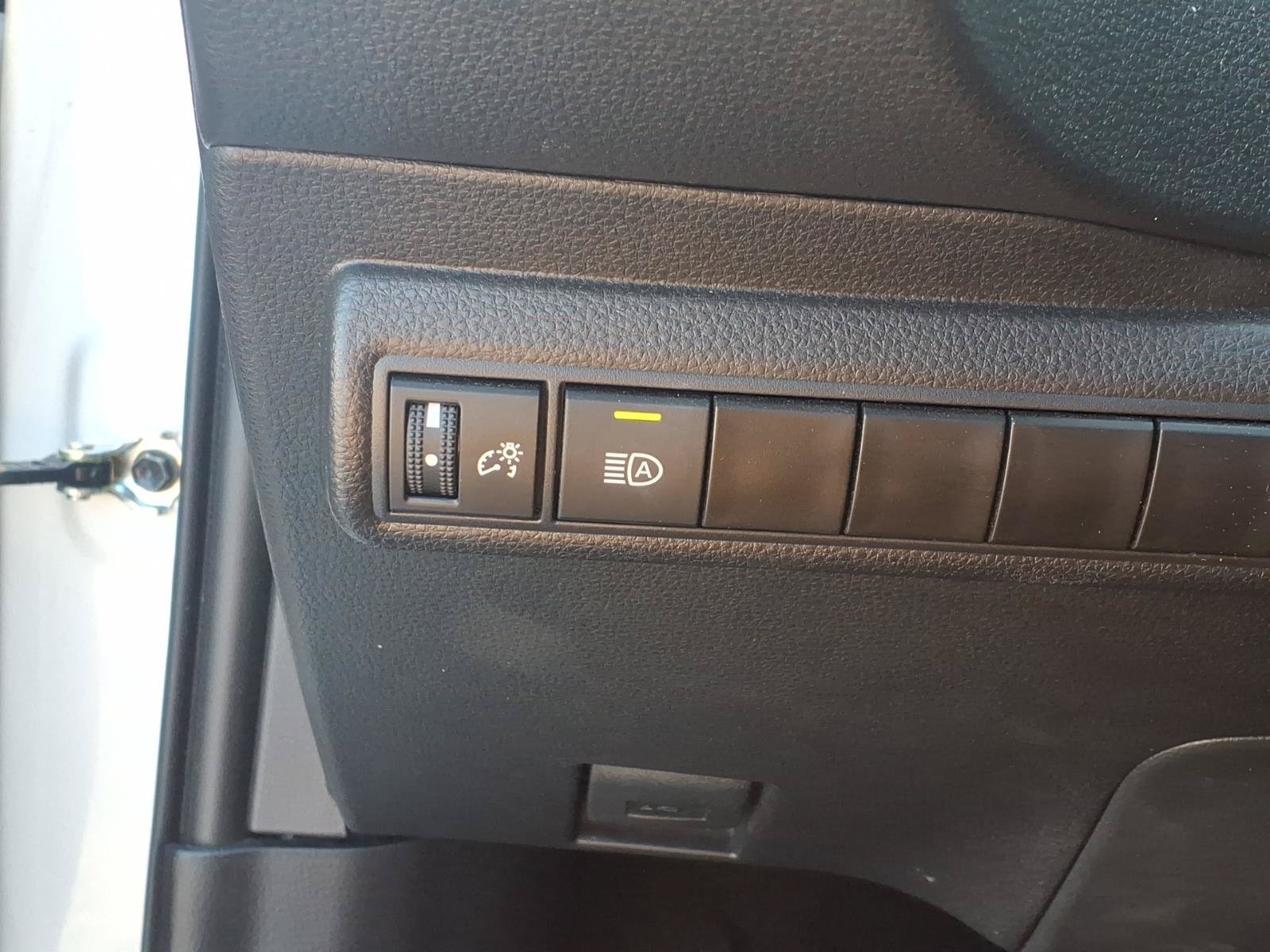 Used 2026 Toyota Corolla LE FWD image 16