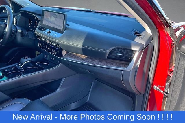 Used 2024 Nissan Rogue Platinum w/ Platinum Premium Package AWD/4WD image 13