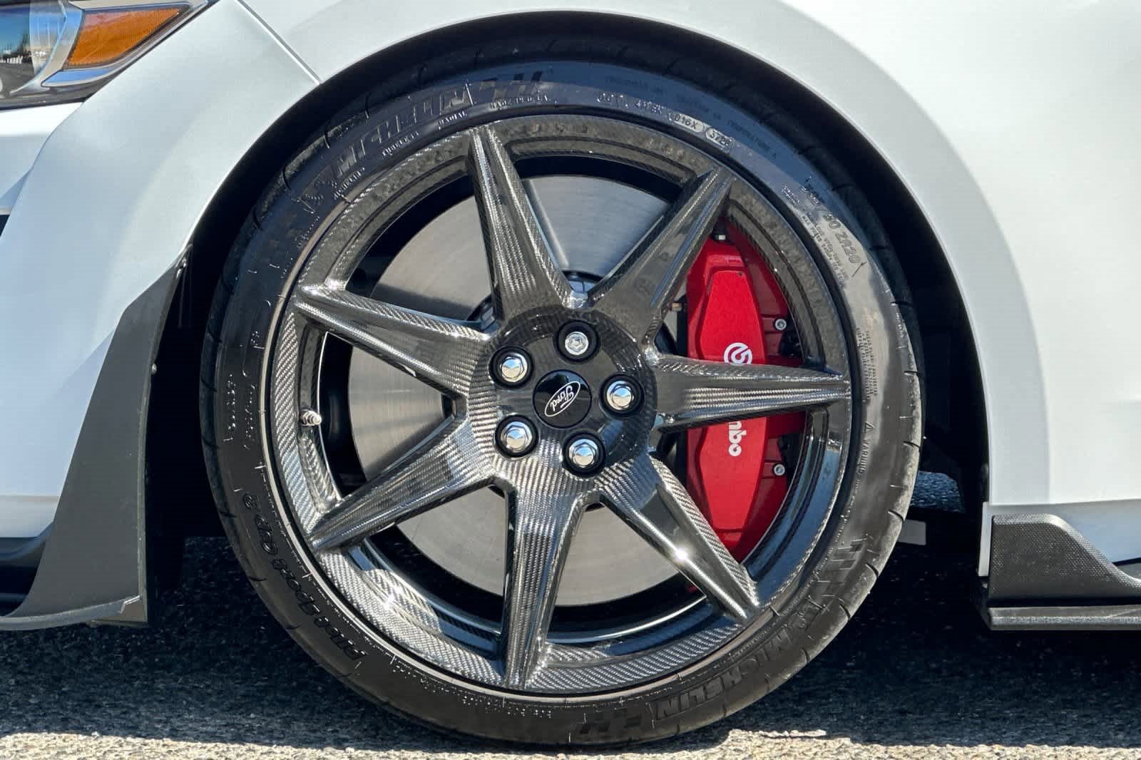 Certified 2020 Ford Mustang Shelby GT500 w/ Carbon Fiber Track Pack image 27