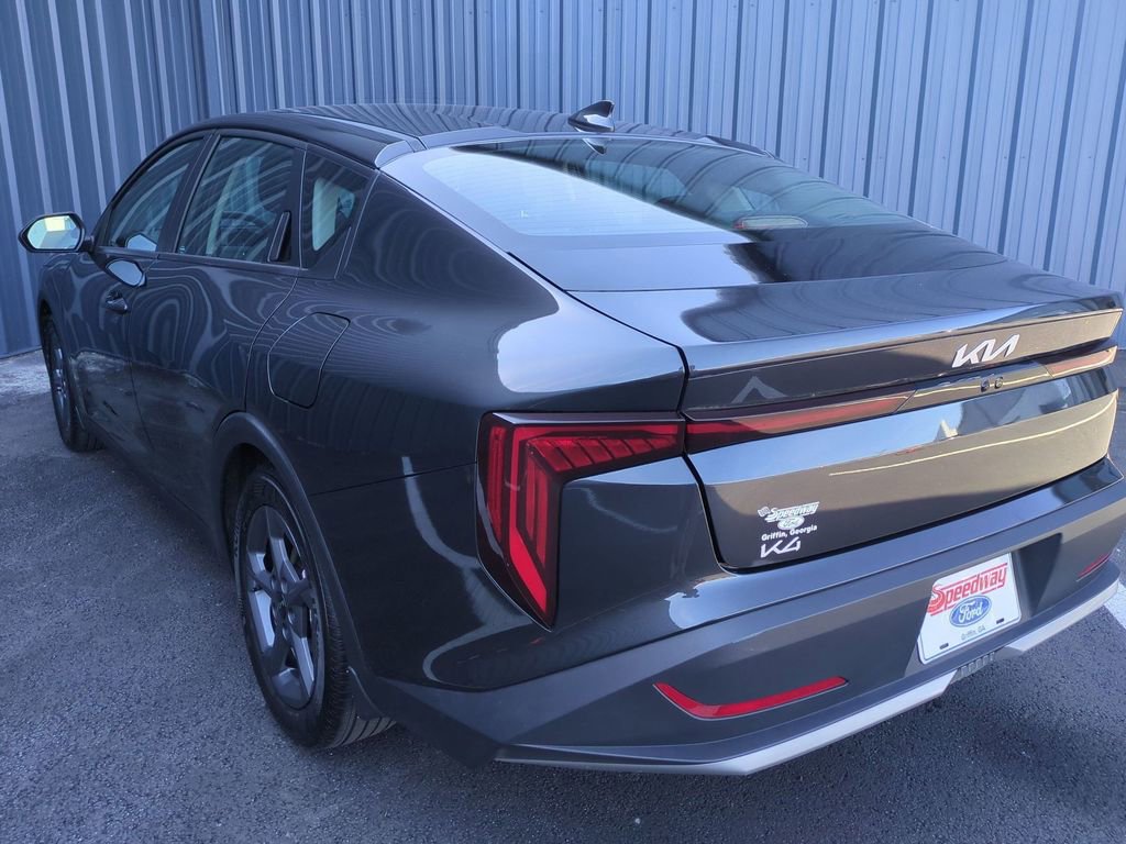 Used 2025 Kia K4 FWD image 9