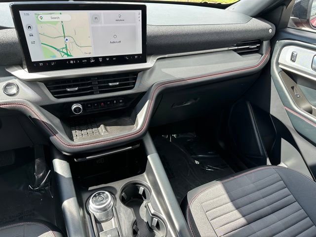 Certified 2025 Ford Explorer ST-Line w/ Premium Package AWD/4WD image 18