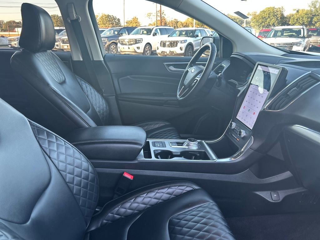 Certified 2023 Ford Edge Titanium image 18