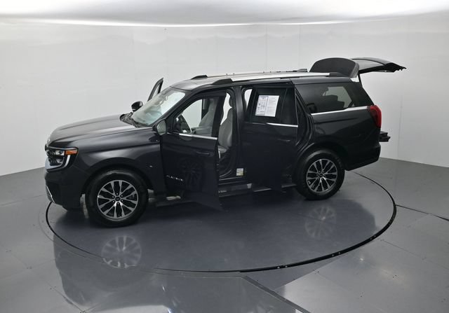Certified 2025 Ford Expedition Platinum AWD/4WD image 53