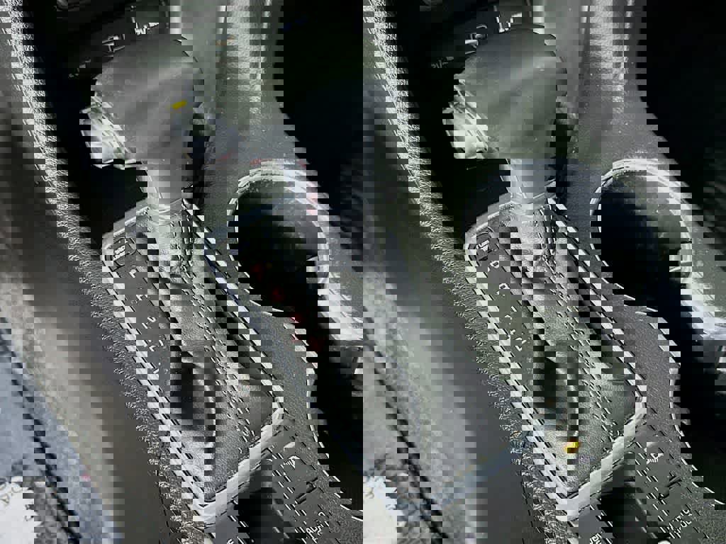 Used 2020 Kia Sportage EX w/ EX Technology Package image 22