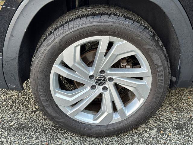 Used 2023 Volkswagen Atlas SE FWD image 25