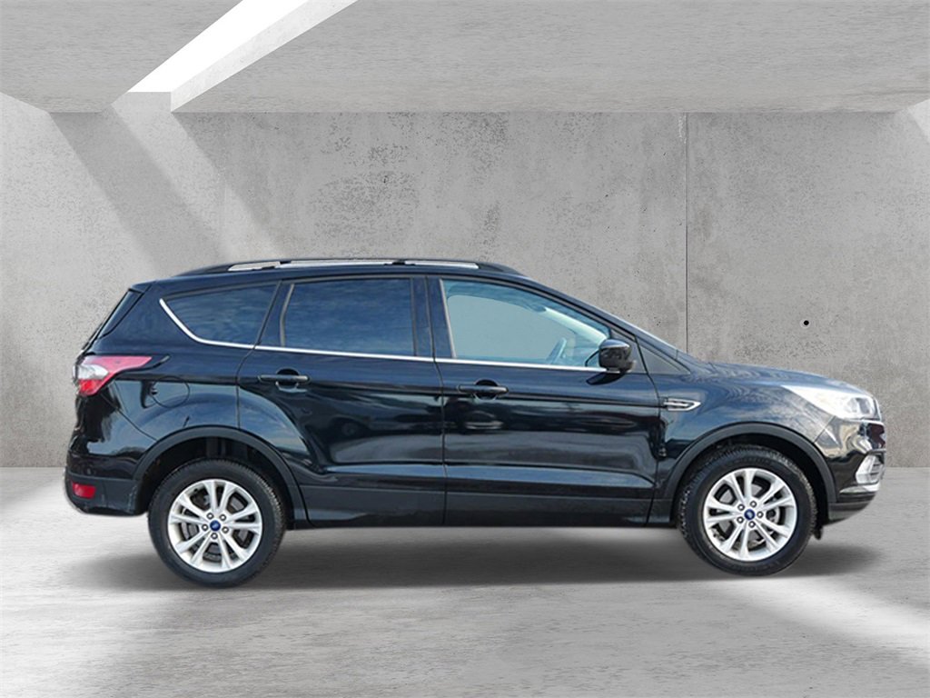 Certified 2017 Ford Escape SE w/ SE Leather Comfort Package image 2