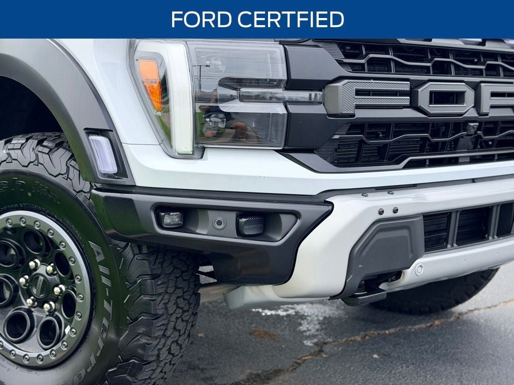 Certified 2025 Ford F150 Raptor AWD/4WD image 3