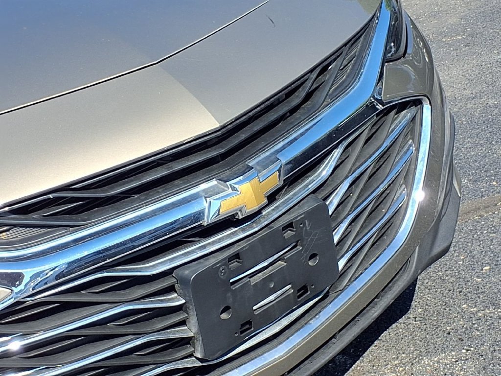 Used 2020 Chevrolet Malibu LT FWD image 27