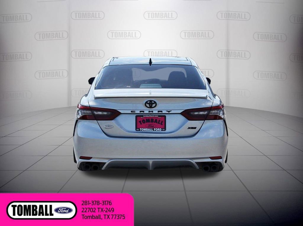 Used 2021 Toyota Camry XSE FWD image 6