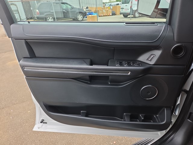 Certified 2022 Ford Expedition XLT RWD image 19