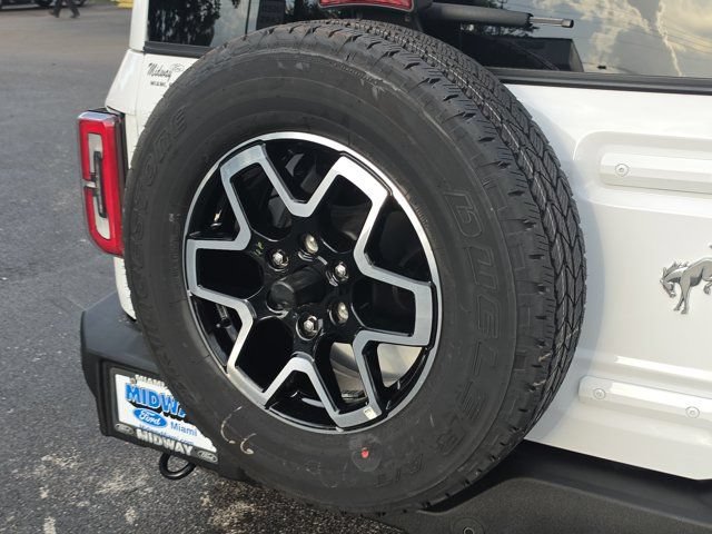 Certified 2025 Ford Bronco Outer Banks AWD/4WD image 7