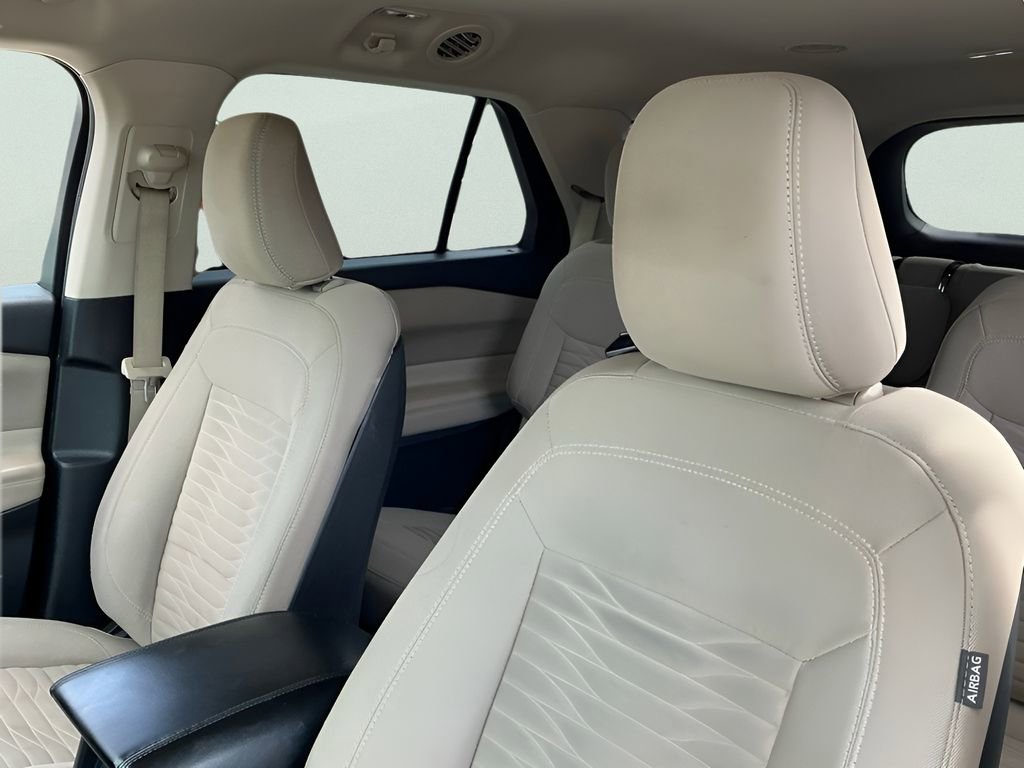 Certified 2020 Ford Explorer XLT image 24