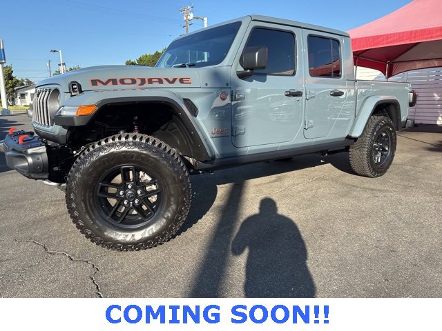 Used 2025 Jeep Gladiator Mojave