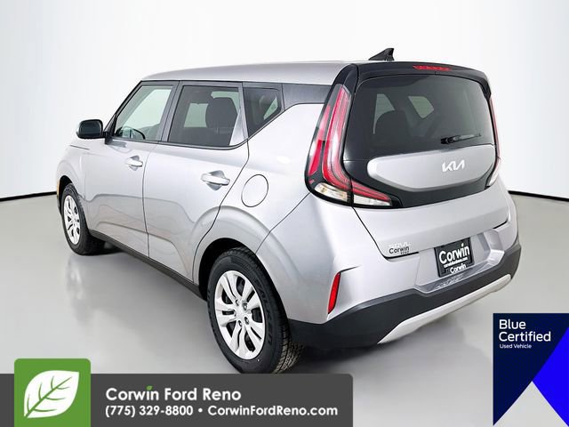 Used 2025 Kia Soul LX image 4