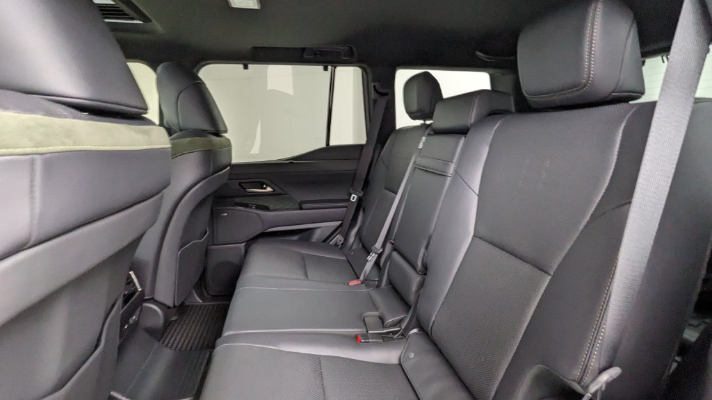 Used 2025 Lexus GX 550 AWD/4WD image 39