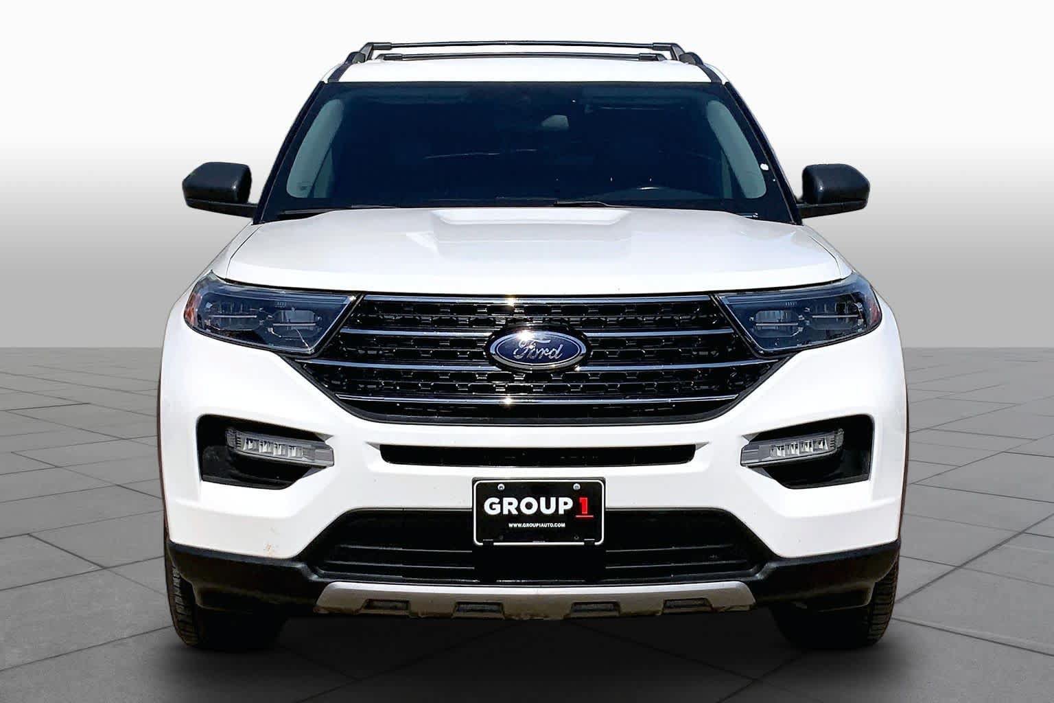 Certified 2021 Ford Explorer XLT w/ Equipment Group 202A AWD/4WD image 4
