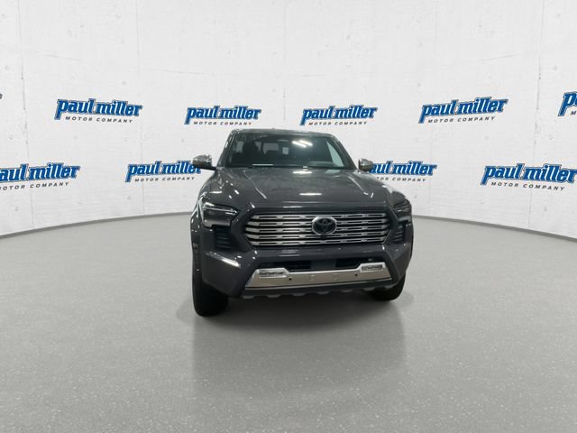 Used 2024 Toyota Tacoma Limited w/ Limited Package (LT) AWD/4WD image 3