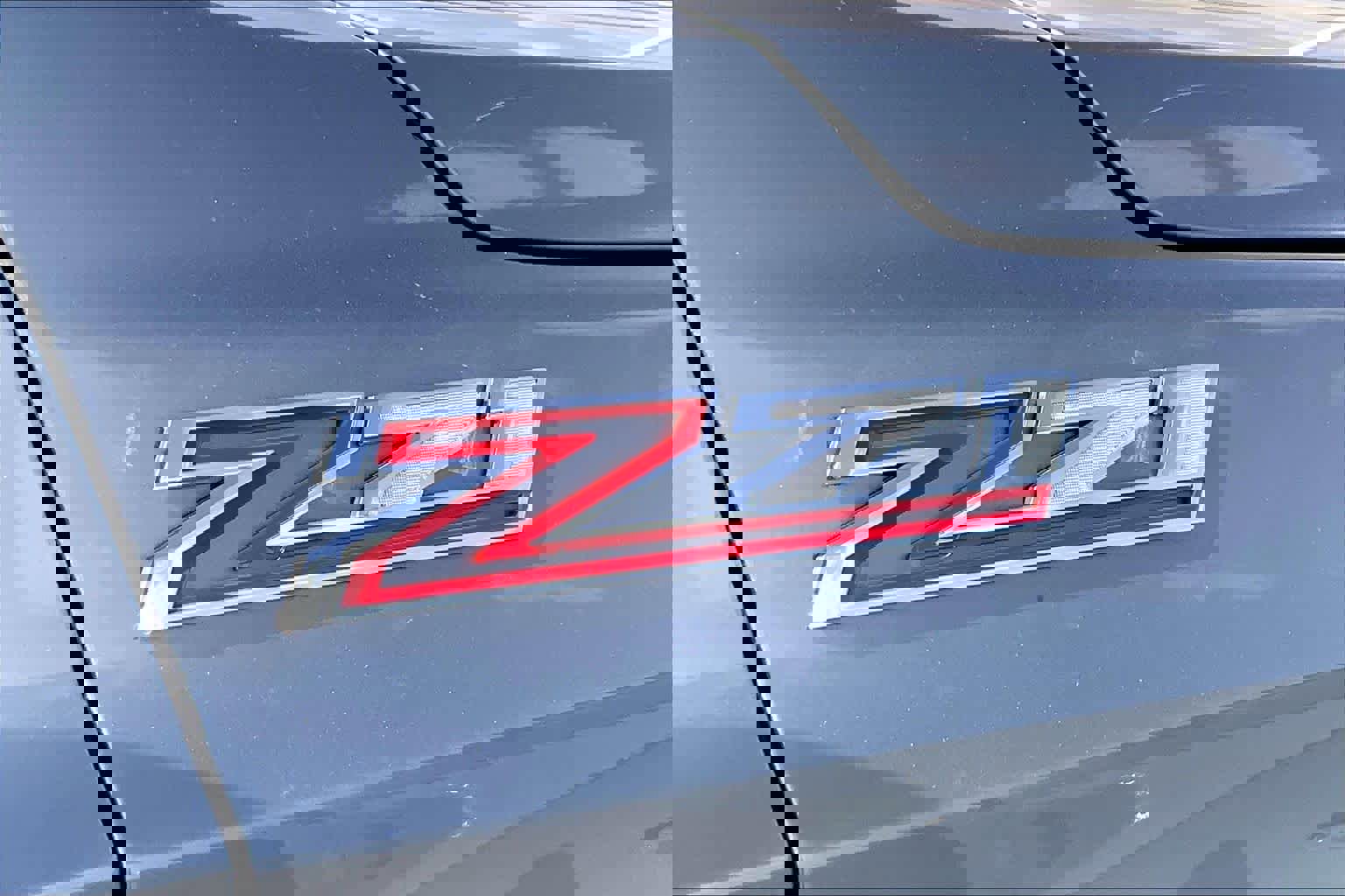 Used 2025 Chevrolet Tahoe Z71 image 12