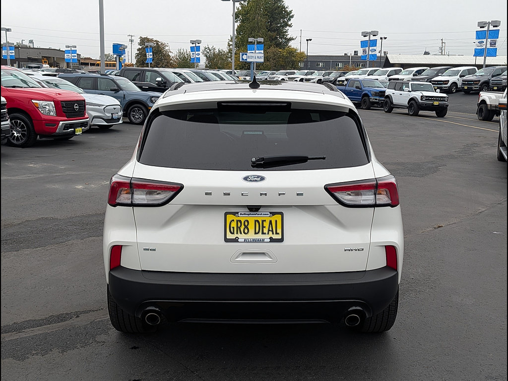 Certified 2022 Ford Escape SE w/ SE Sport Appearance Package AWD/4WD image 7
