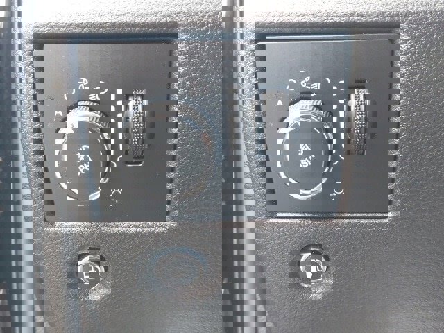 Used 2019 Jeep Grand Cherokee Laredo image 17