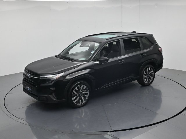 Used 2025 Subaru Forester Touring AWD/4WD image 36