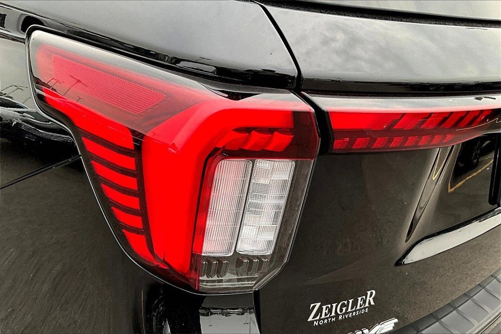 Certified 2025 Ford Explorer Active image 29