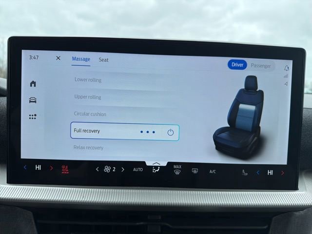 Certified 2025 Ford Explorer Platinum w/ LUX Leather Package image 38